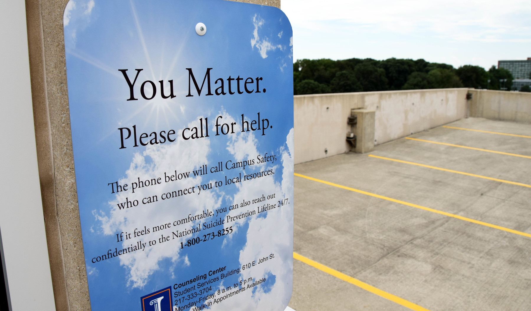 A you matter sign advertising for the University of Illinois Counseling Center.